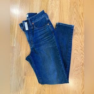 Madewell - curvy, high-rise skinny jeans in Lanette wash; size 27